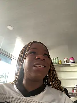 Snapshot of LicyEvans1 chatting on February 27, 2026, 9:37 pm LicyEvans1 online show from February 27, 2026, 9:37 pm