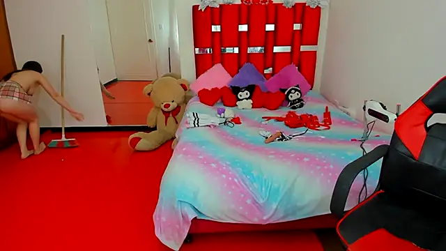 Luna Analya online show from July 9, 2026, 12:04 am