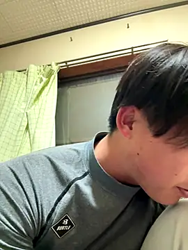 shoma2003 online show from November 17, 2025, 11:27 am