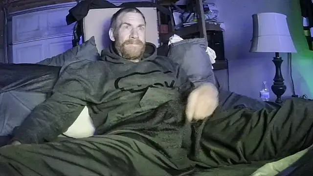 Snapshot of Tiggitytomociti chatting on December 2, 2025, 12:21 pm Tiggitytomociti online show from December 2, 2025, 12:21 pm