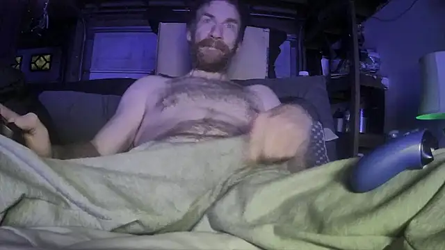 Snapshot of Tiggitytomociti chatting on February 8, 2026, 12:30 pm Tiggitytomociti online show from February 8, 2026, 12:30 pm