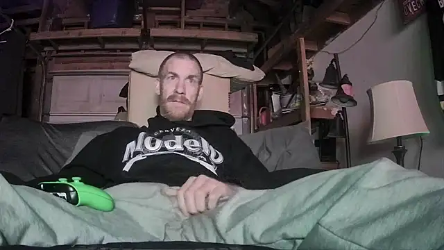 Snapshot of Tiggitytomociti chatting on February 19, 2026, 7:59 am Tiggitytomociti online show from February 19, 2026, 7:59 am