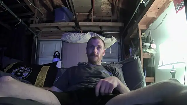 Snapshot of Tiggitytomociti chatting on February 27, 2026, 12:27 pm Tiggitytomociti online show from February 27, 2026, 12:27 pm