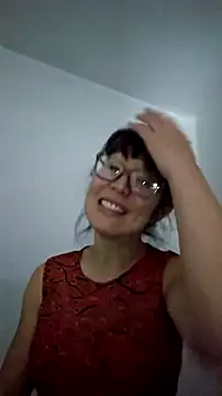 Snapshot of LeemaBean chatting on October 18, 2025, 6:41 pm LeemaBean online show from October 18, 2025, 6:41 pm