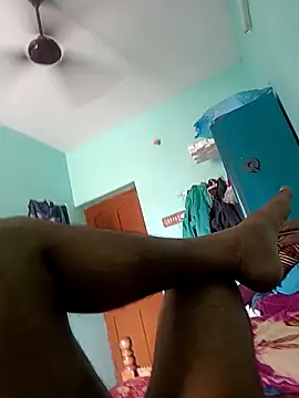 Snapshot of maddy3108 chatting on October 15, 2025, 5:29 am maddy3108 online show from October 15, 2025, 5:29 am