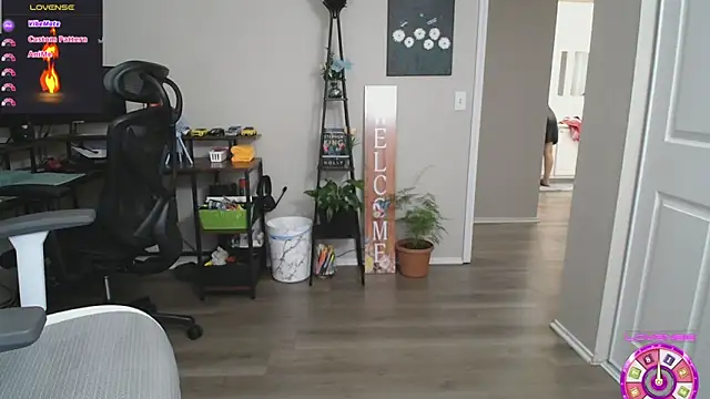 SHEILYN  online show from March 31, 2026, 12:45 am