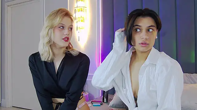 VioletAsh online show from October 5, 2025, 4:33 am