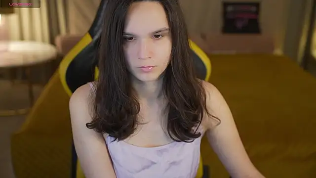 Snapshot of Cleo054 chatting on February 17, 2026, 3:51 pm Cleo054 online show from February 17, 2026, 3:51 pm