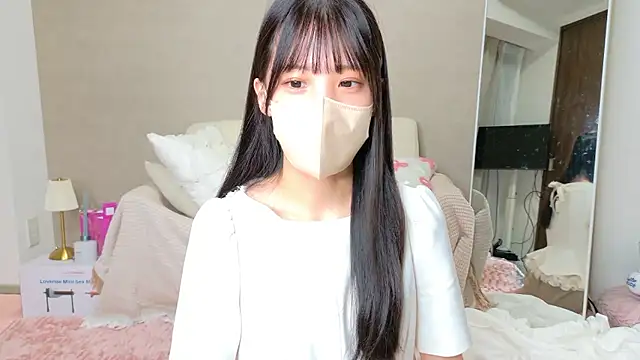 riri  nyan o0 online show from May 25, 2026, 11:16 am