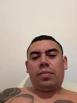 Snapshot of davidxxx099 chatting on September 29, 2025, 5:23 am davidxxx099 online show from September 29, 2025, 5:23 am