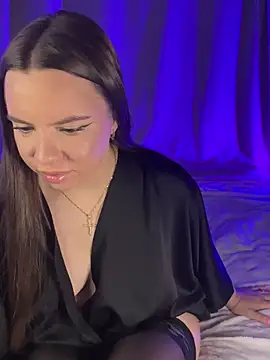 Snapshot of Chloe_loo chatting on October 1, 2025, 7:09 pm Chloe loo online show from October 1, 2025, 7:09 pm