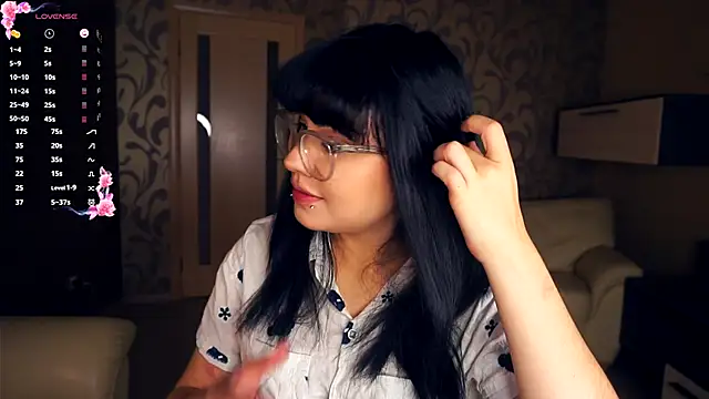 VerniceEngelking online show from September 21, 2025, 6:09 pm