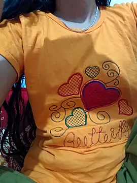 maya-Couple19 online show from October 31, 2025, 6:09 pm