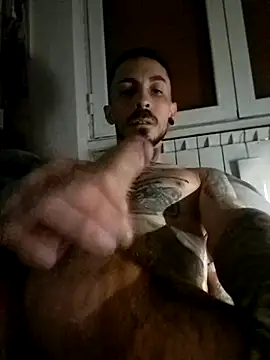 Snapshot of Robe420 chatting on April 18, 2026, 12:14 am Robe420 online show from April 18, 2026, 12:14 am