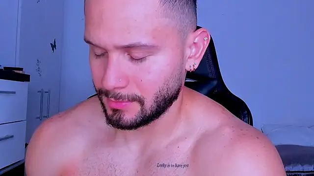 Snapshot of andrewcorey1 chatting on September 20, 2025, 10:49 am andrewcorey1 online show from September 20, 2025, 10:49 am