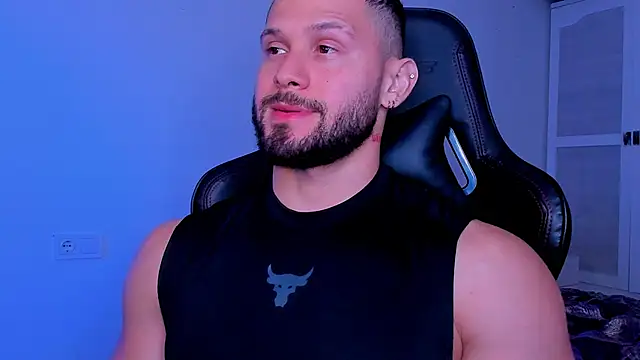 Snapshot of andrewcorey1 chatting on October 2, 2025, 5:53 pm andrewcorey1 online show from October 2, 2025, 5:53 pm