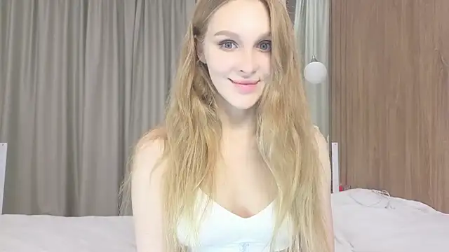 Snapshot of Brigitte_Bardot chatting on October 1, 2025, 6:19 am Brigitte Bardot online show from October 1, 2025, 6:19 am