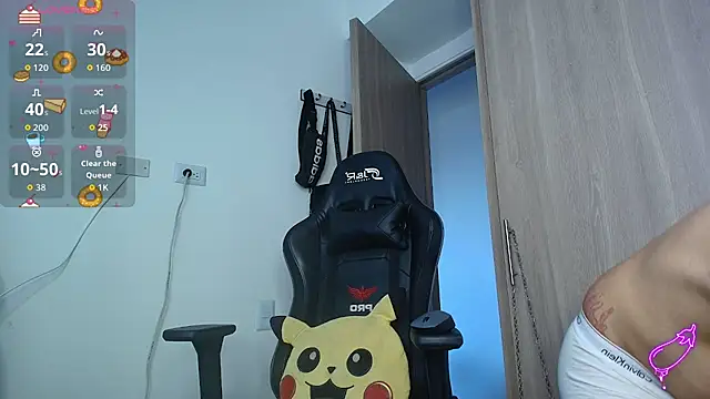 Snapshot of brunothompson3 chatting on October 3, 2025, 10:29 pm brunothompson3 online show from October 3, 2025, 10:29 pm