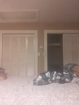 Gearsuit online show from February 15, 2026, 6:04 pm