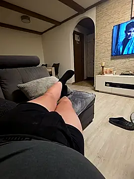 bigdicksklave online show from February 11, 2026, 9:09 pm