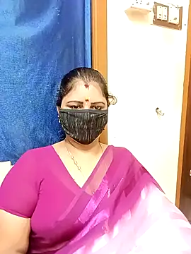 sushma26 online show from October 26, 2025, 7:09 pm