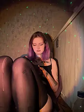 n1ghtcloud online show from November 2, 2025, 7:49 pm