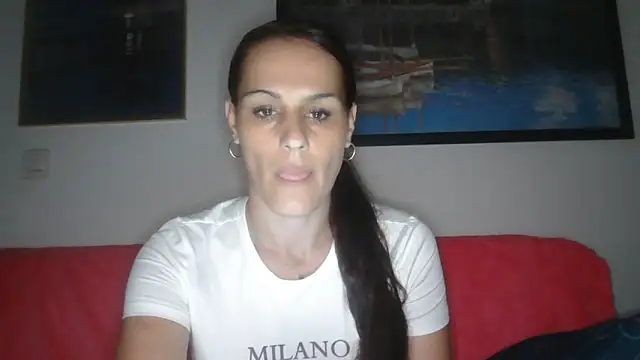 Snapshot of yumara351 chatting on October 25, 2025, 10:56 am yumara351 online show from October 25, 2025, 10:56 am