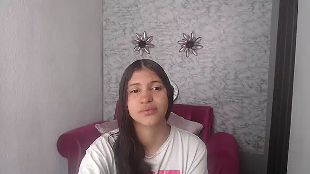 Evagirl69 online show from October 15, 2025, 6:30 pm