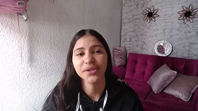 Snapshot of Evagirl69 chatting on May 26, 2026, 12:23 pm Evagirl69 online show from May 26, 2026, 12:23 pm