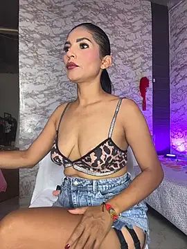 AlisSon  hot online show from January 5, 2026, 9:07 pm