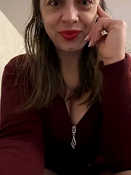 ladywithbigass online show from November 19, 2025, 5:51 am