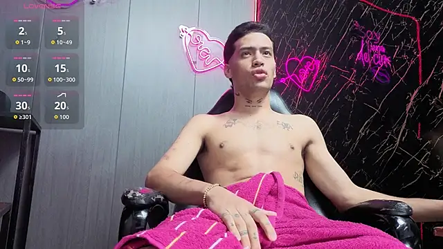 Snapshot of ThorDick_ chatting on September 20, 2025, 10:05 am ThorDick  online show from September 20, 2025, 10:05 am