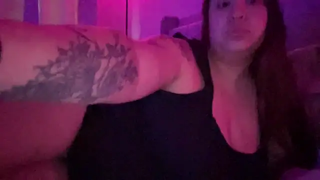 marcylove online show from October 16, 2025, 2:40 pm