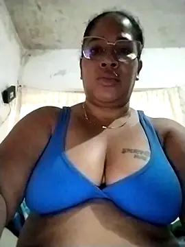 Big ass submissive online show from October 1, 2025, 12:22 pm