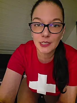 Swiss Lady online show from June 3, 2026, 9:09 pm