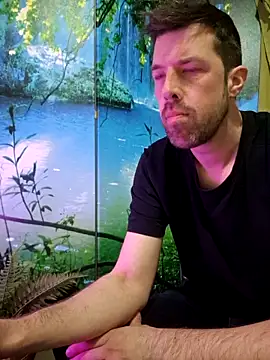 welcome-to-the-jungle online show from April 13, 2026, 8:03 pm