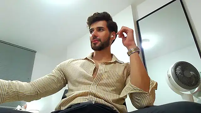MARK CHEST online show from October 1, 2025, 11:00 pm