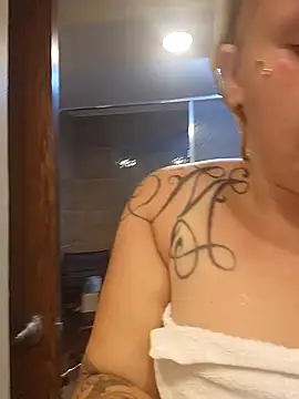 smoothlikemilk09 online show from September 23, 2025, 10:24 pm