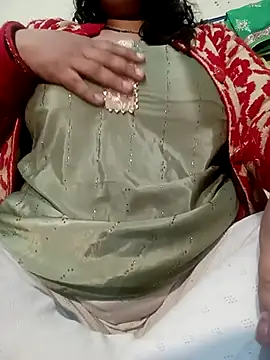 Snapshot of angry_couplez chatting on February 15, 2026, 7:38 am angry couplez online show from February 15, 2026, 7:38 am