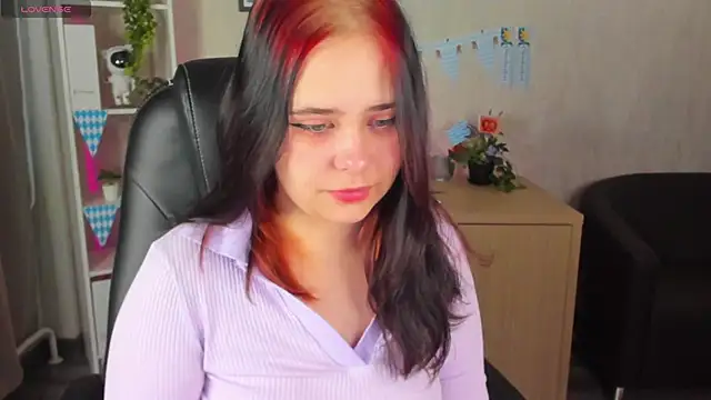 Alis Platt online show from October 14, 2025, 1:17 am