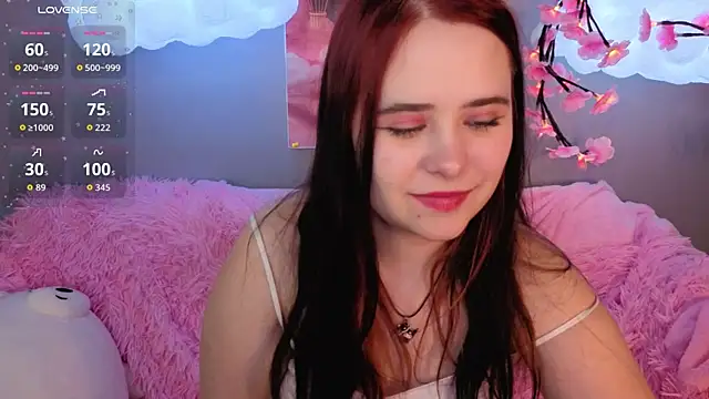 Snapshot of Alis_Platt chatting on March 16, 2026, 5:44 am Alis Platt online show from March 16, 2026, 5:44 am