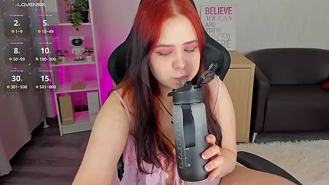 Snapshot of Alis_Platt chatting on March 27, 2026, 1:11 am Alis Platt online show from March 27, 2026, 1:11 am