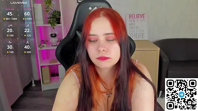 Snapshot of Alis_Platt chatting on March 27, 2026, 8:26 am Alis Platt online show from March 27, 2026, 8:26 am