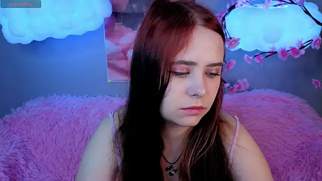 Snapshot of Alis_Platt chatting on March 28, 2026, 2:00 am Alis Platt online show from March 28, 2026, 2:00 am