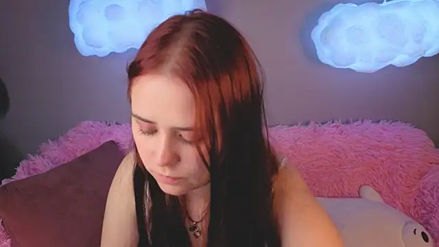 Snapshot of Alis_Platt chatting on April 6, 2026, 4:46 am Alis Platt online show from April 6, 2026, 4:46 am