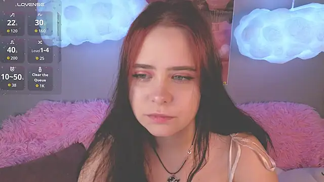 Snapshot of Alis_Platt chatting on April 7, 2026, 1:06 am Alis Platt online show from April 7, 2026, 1:06 am