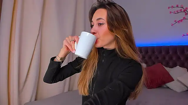 AlexaWilds online show from November 29, 2025, 6:27 am