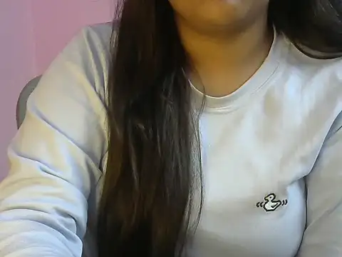 Queenxxx98 online show from February 4, 2026, 7:31 pm