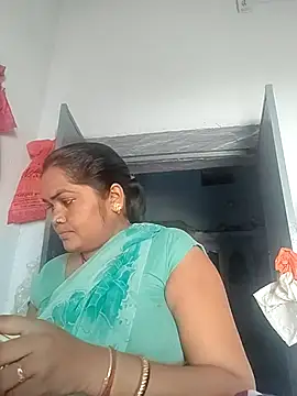 Snapshot of Rashi_cut chatting on September 17, 2025, 4:14 am Rashi cut online show from September 17, 2025, 4:14 am