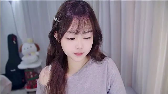 YUANYUAN-A online show from January 11, 2026, 11:37 am